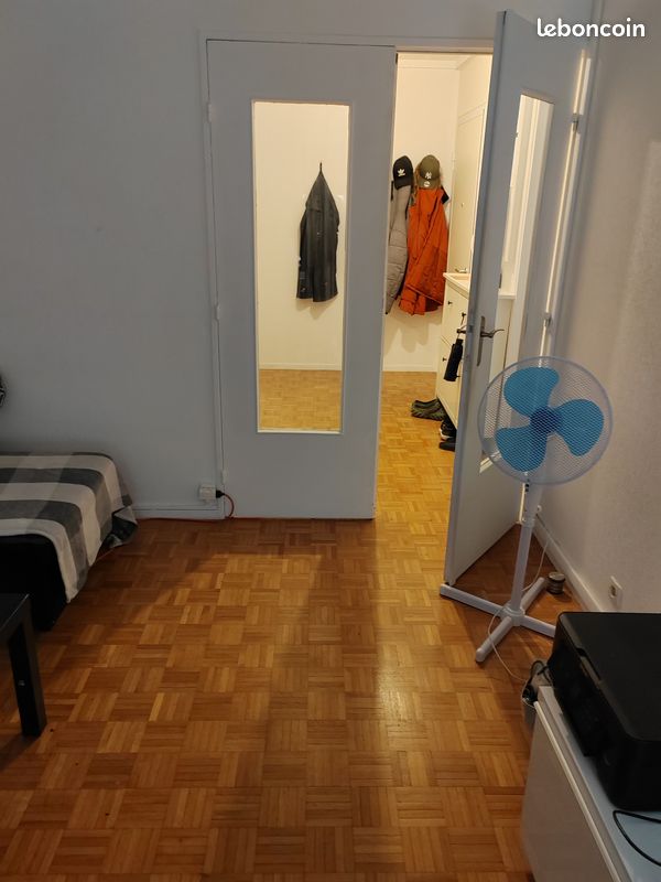Colocation Chambre 12m2 très bien située (image 5)