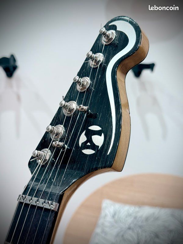 Échange possible - Guitare luthier Yann Mahé - Jaguar 1966 superbe état (image 5)