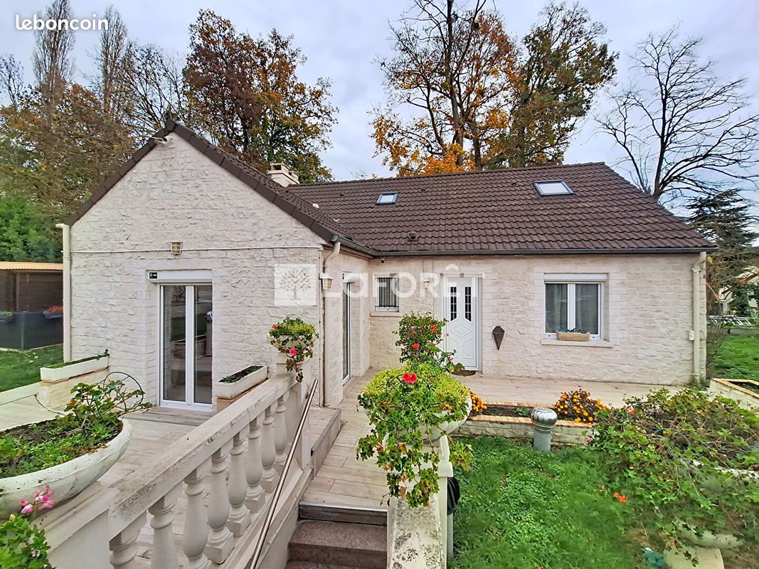Maison 6 pièces 117 m² · à Marcoussis · 117 m² · 362 000 €