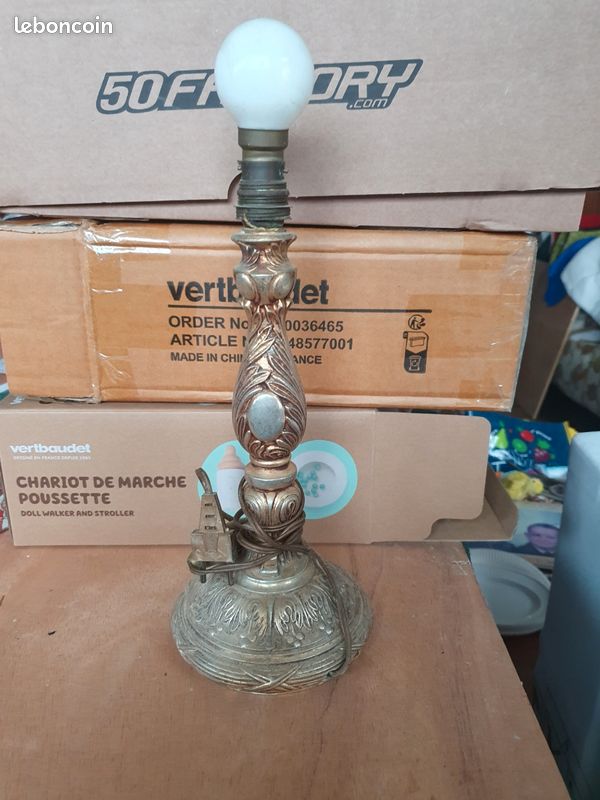 Pied de lampe ancien (image 1)