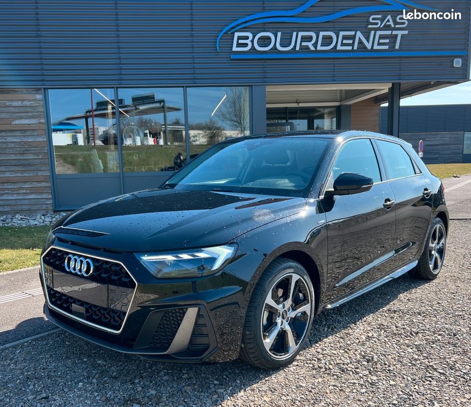 Audi a1 30 tfsi 116 s line s tronic 7 apple carplay / eclairage d\'ambiance / camera de recul (image 2)