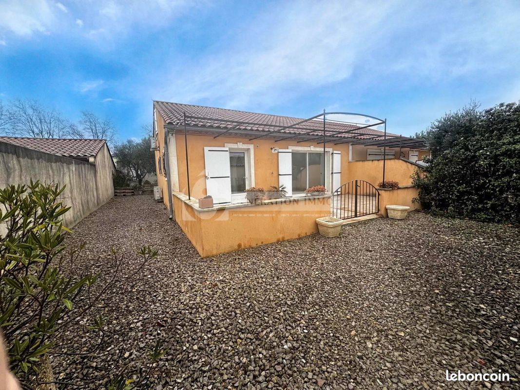 Maison 4 pièces 80 m² · à Maillane · 80 m² · 1 200 €/mois
