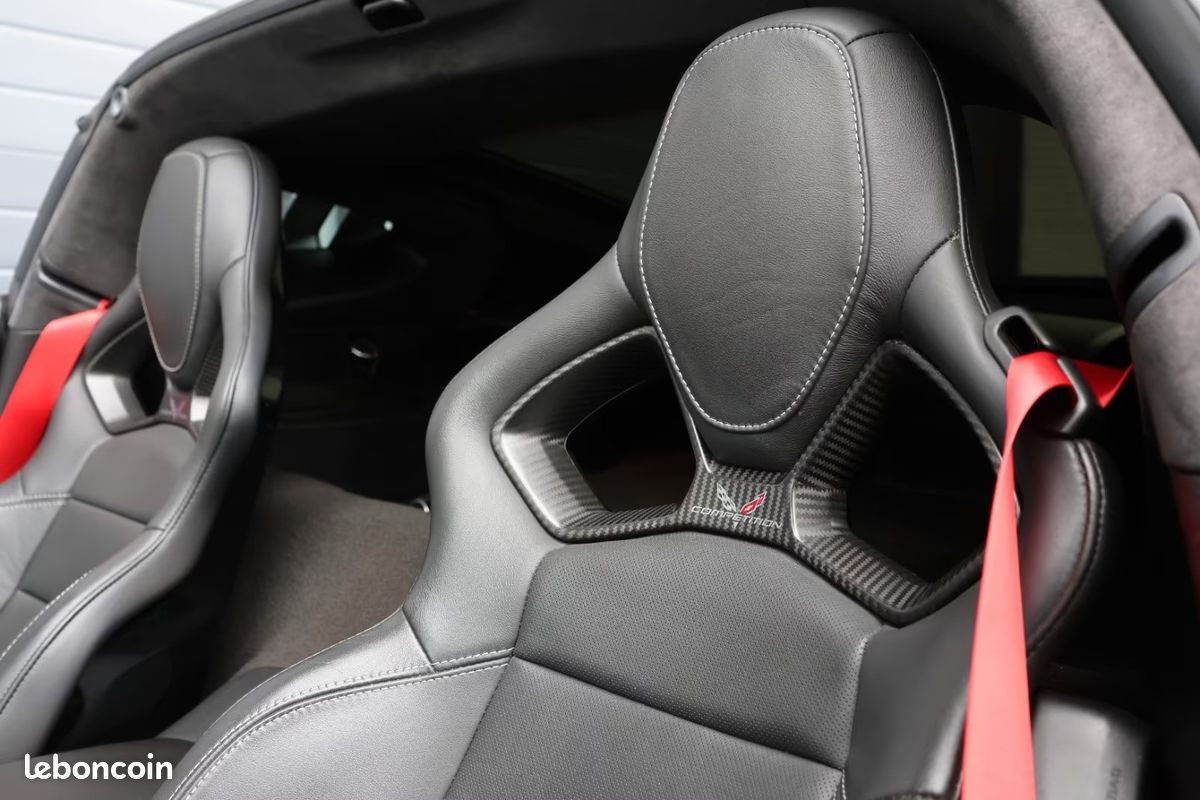 CORVETTE C7 Z06 6.2 V8 659 ch – HUD – Bose – Caméra 360° – Targa Carbone (image 18)