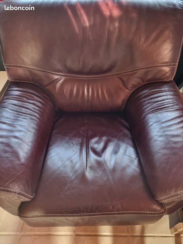 Canape et fauteuils en cuir (image 2)