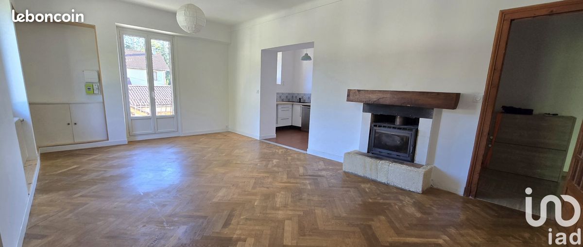 Appartement 4 pièces 90 m² · à Monestier-de-Clermont · 90 m² · 135 000 €