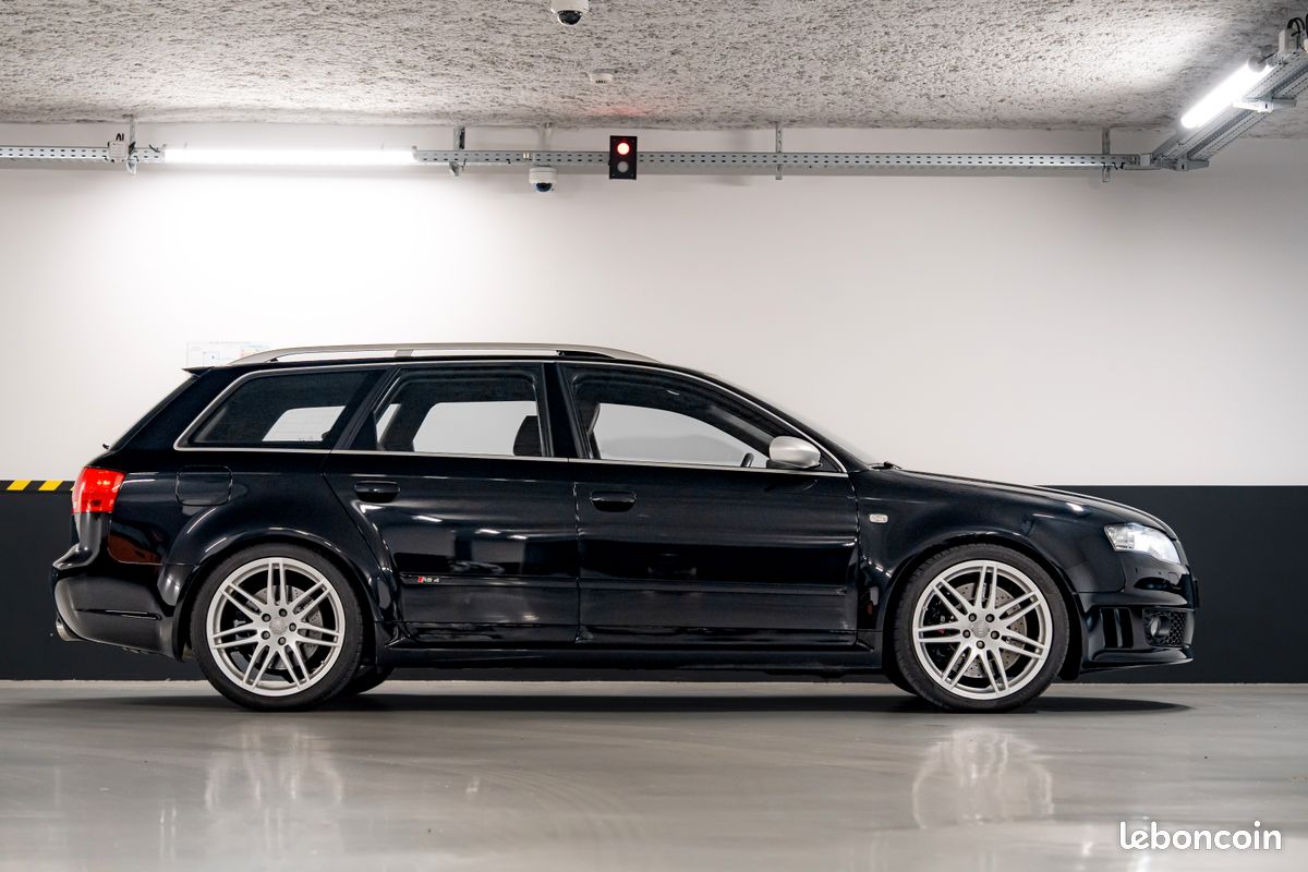 Audi RS4 AVANT 4.2 V8 420 CH Quattro B7 - Historique Complet - Bose - Toit ouvrant - Bi-xénon - Recaro (image 4)