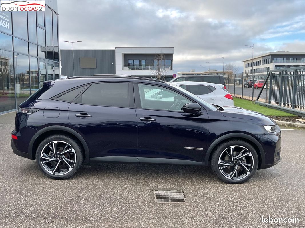 DS DS7 CROSSBACK BlueHDi 180 EAT8 Louvre (image 4)