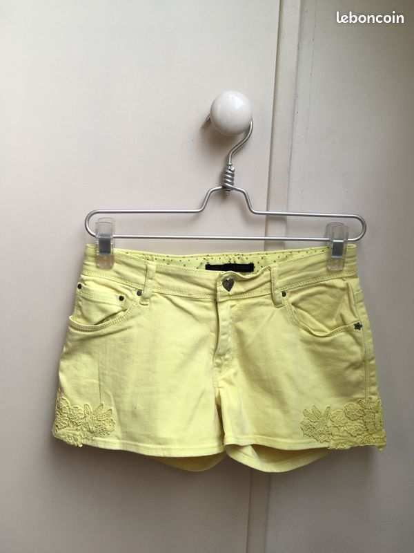 Short en jean jaune vif IKKS - T.12 ans - TBE (image 1)