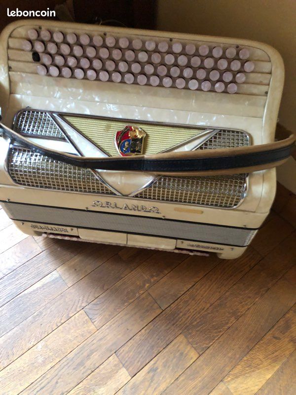 Accordéon Orlando 120 basse 5 registre (image 1)
