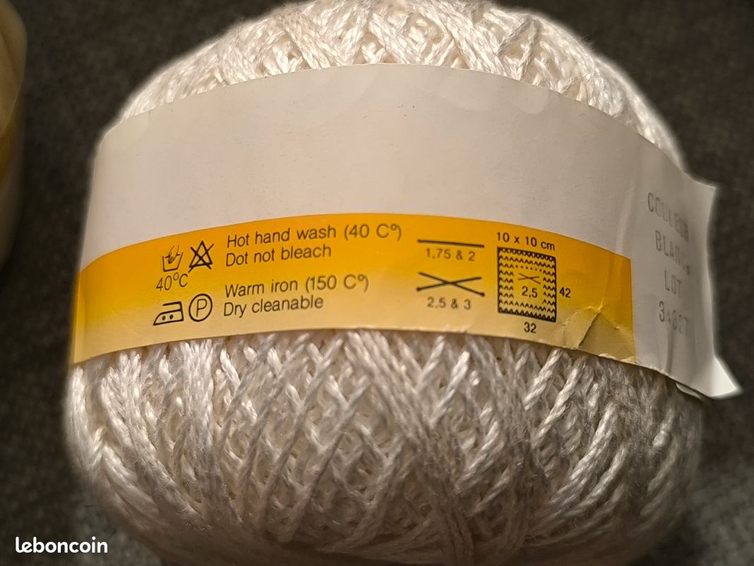 Écheveaux De Coton Mercerisé Marguerite – Couleur écru/beige – 9 écheveaux – Vintage Dans Sa Boîte D'origine – Occasion