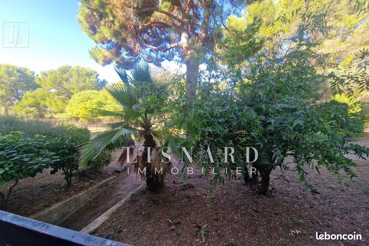 Appartement 4 pièces 74 m² · à Vallauris · 74 m² · 250 000 €
