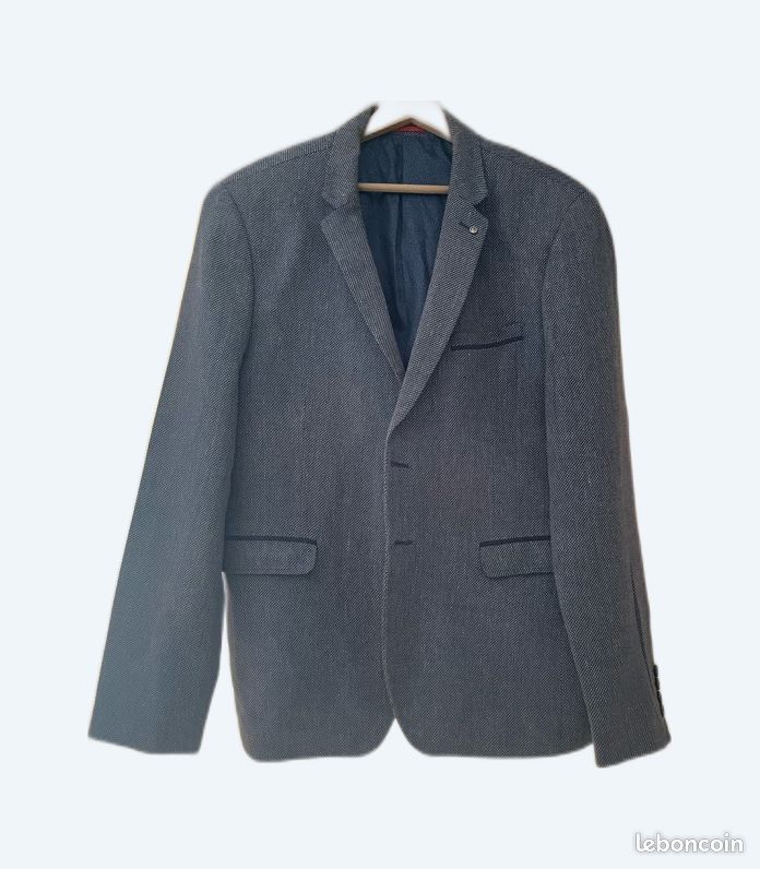 Vends vestes costume, gilets , manteaux femmes (image 1)