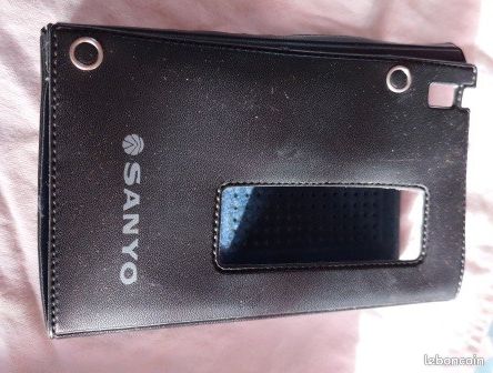 BALADEUR SANYO M1012A Lecteur Cassette Vintage Walkman pour Pièces (HS) EUR 15,90 - FR