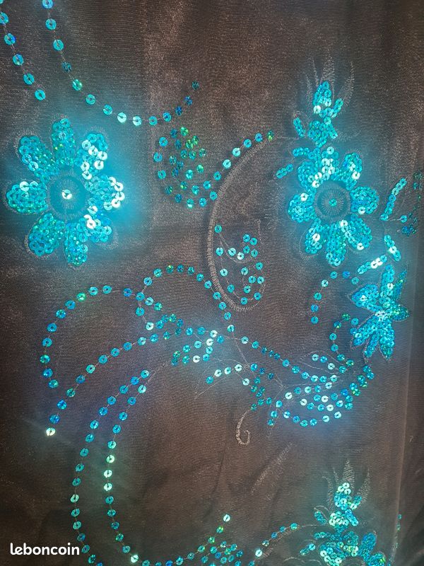 Tissus noir et turquoise avec strass (image 1)