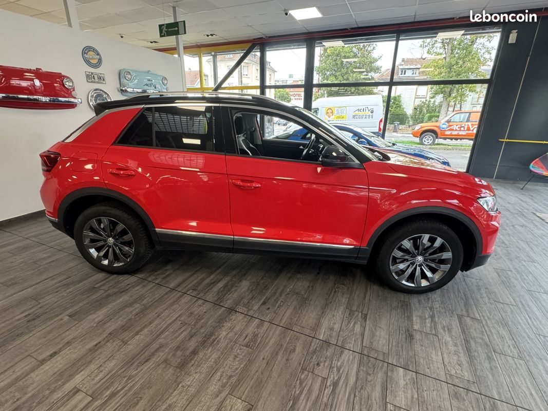 Volkswagen T-Roc 2,0L TDI 150 Ch Carat DSG 480,66E/Mois (image 2)