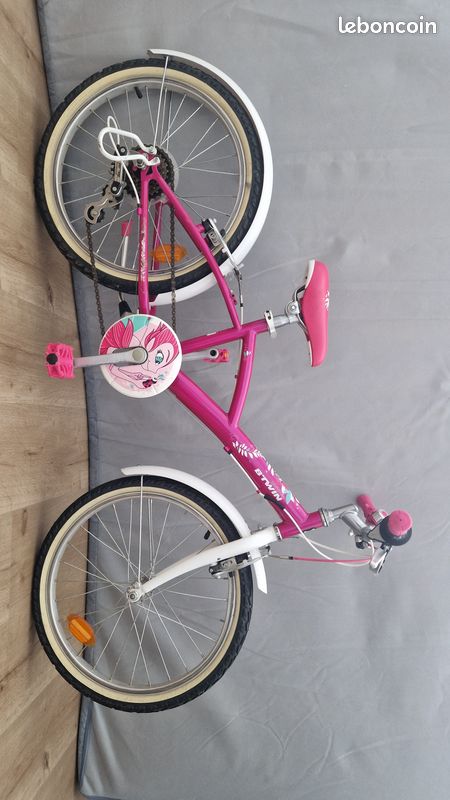 Vélo fille 20 pouces btwin (image 1)
