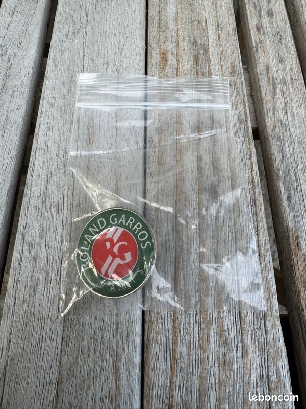 Pin's Roland Garros (image 4)