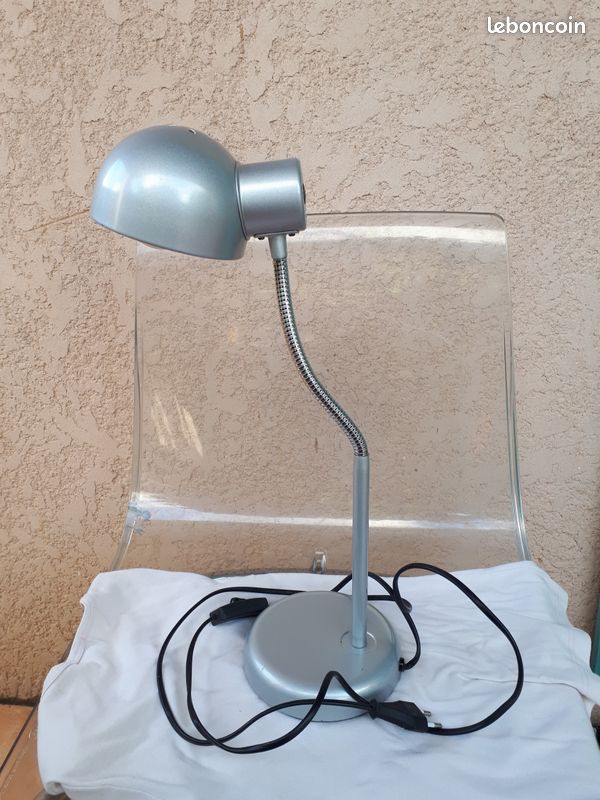 Lampe bureau industriel, métal gris, vintage. TBE (image 1)