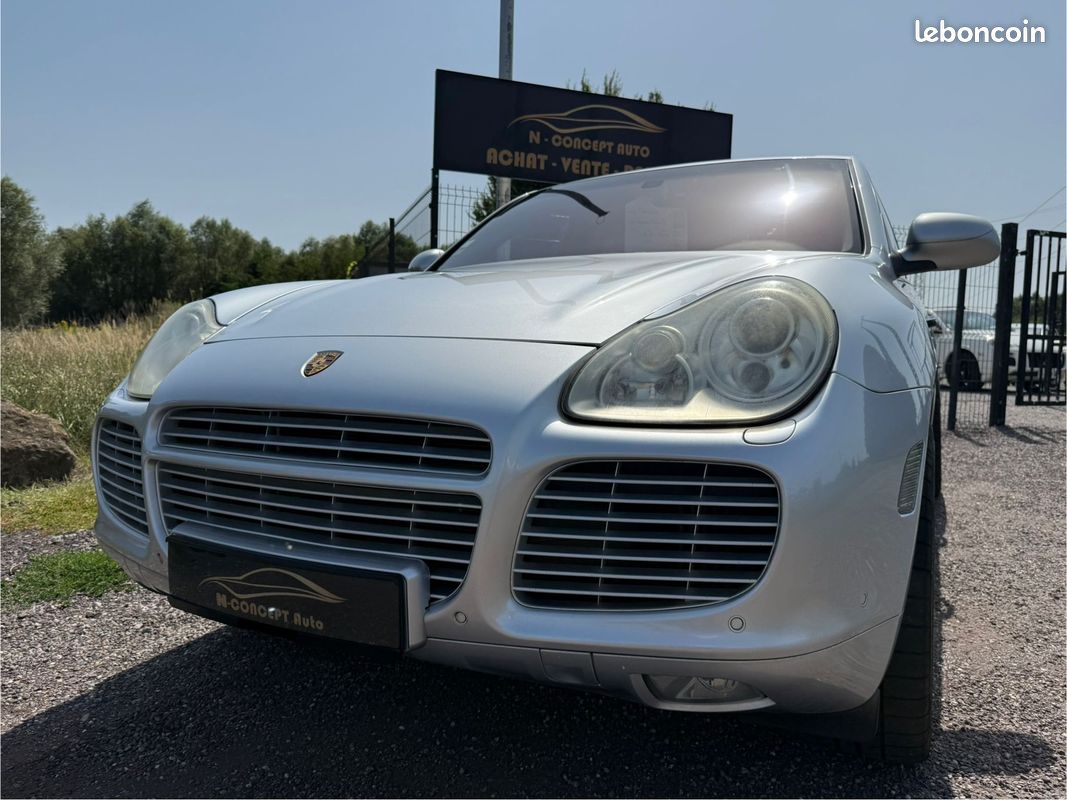 PORSCHE CAYENNE 4,5 TURBO S 521 ch 5P BVA - Financement à partir de 299e/Mois (image 2)