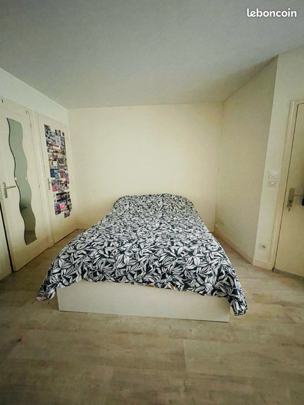 Appartement 1 pièce 25 m² · à Chaumont · 25 m² · 370 €