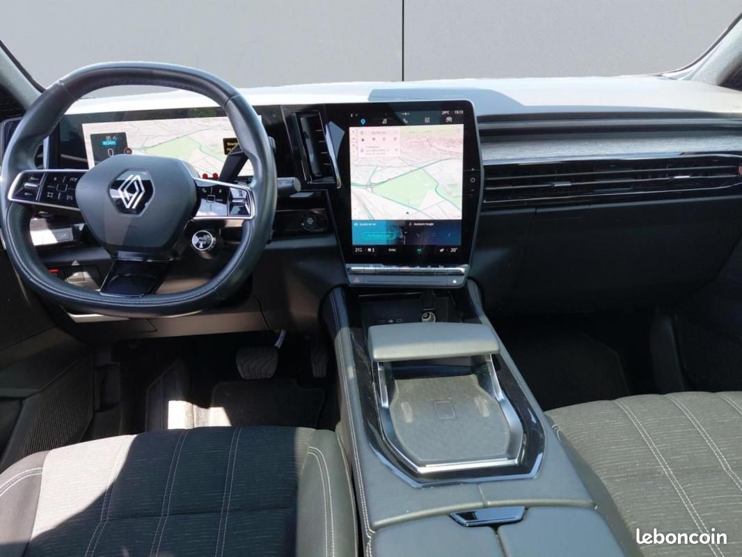 Renault Austral E-Tech hybrid 200 Techno (image 12)