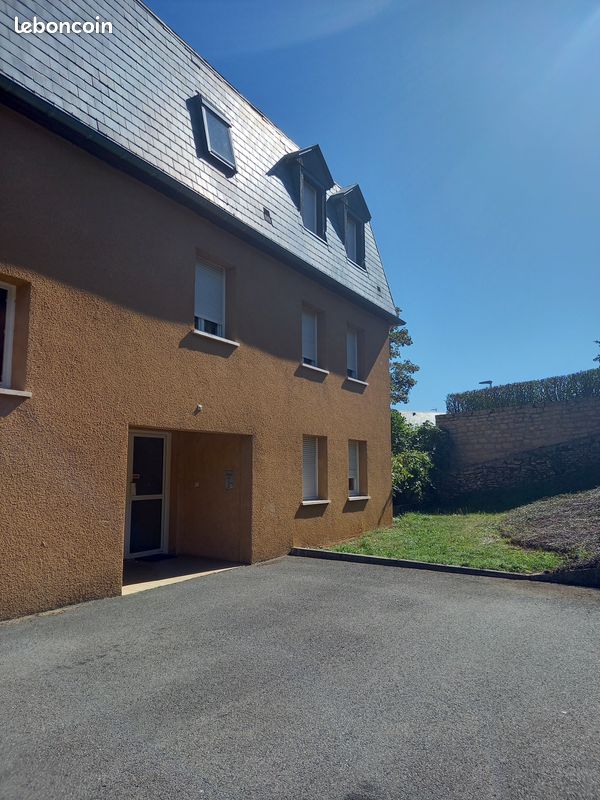 Appartement 3 pièces 76 m² · à Marvejols · 76 m² · 660 €/mois