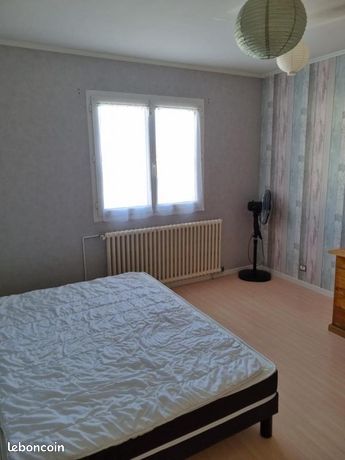 Chambre 1 pièce 14 m²