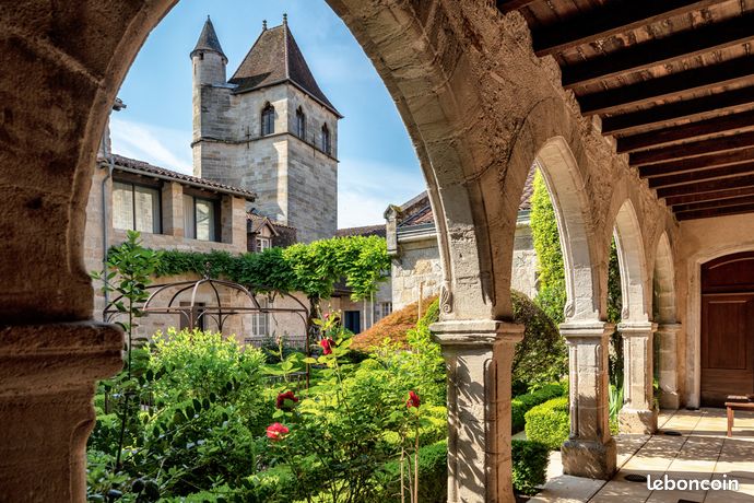 Propriété 6 pièces 172 m²