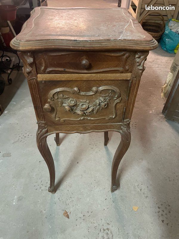 Table de chevet (image 1)