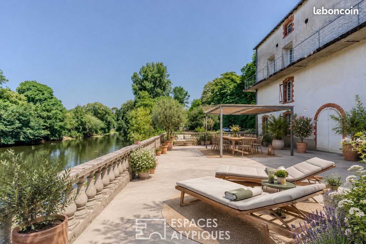 Maison 7 pièces 246 m² · à Le Pallet · 246 m² · 599 000 €