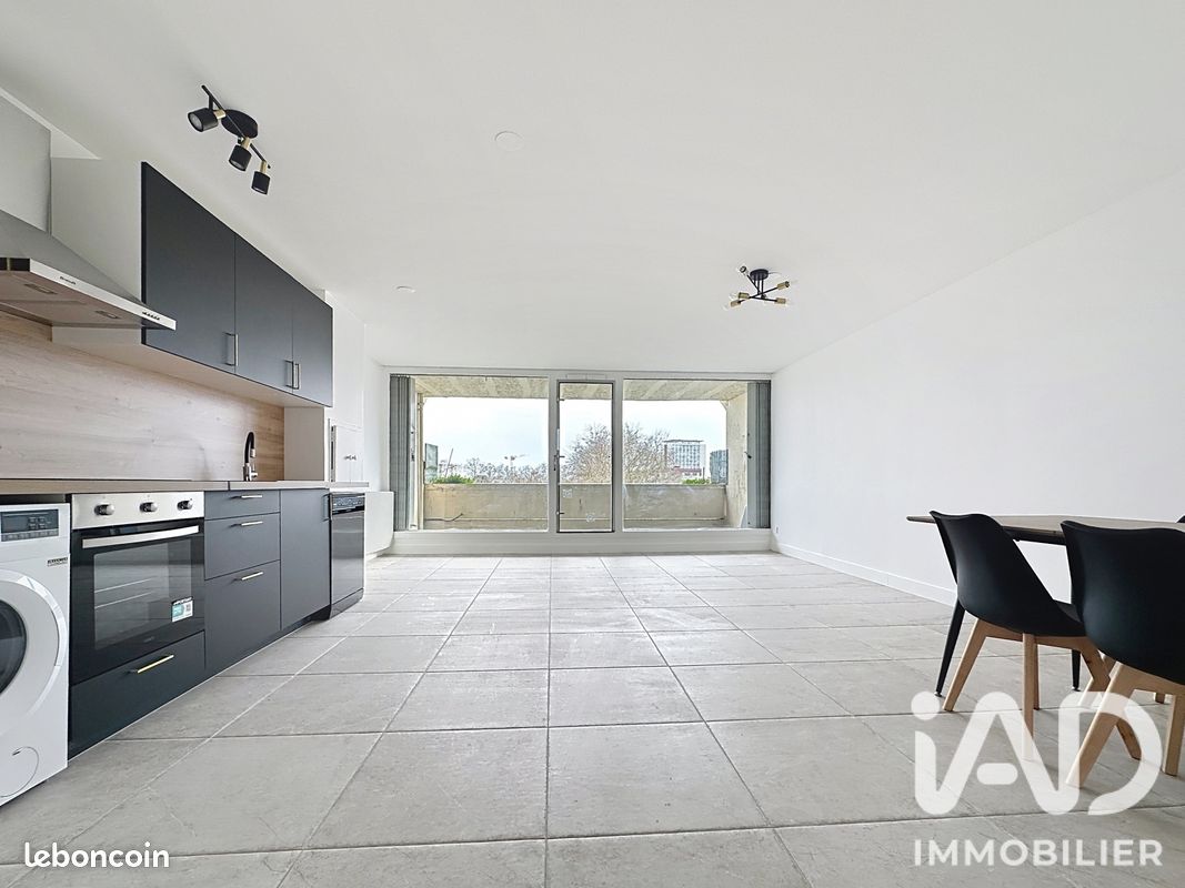 Appartement 3 pièces 69 m² · à Orly · 69 m² · 1 390 €/mois