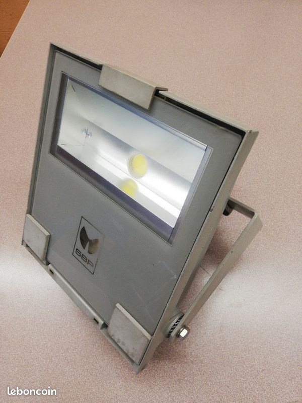 Projecteur led (image 1)