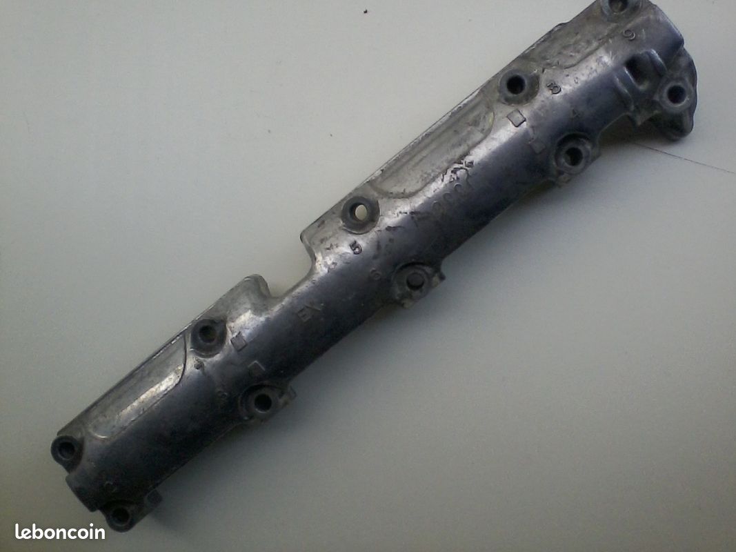 Couvercle D'arbre à Came Febi-Bilstein 32255 - Compatible VW Touareg, Audi A4-A6, Q5 - Pièce Qualité