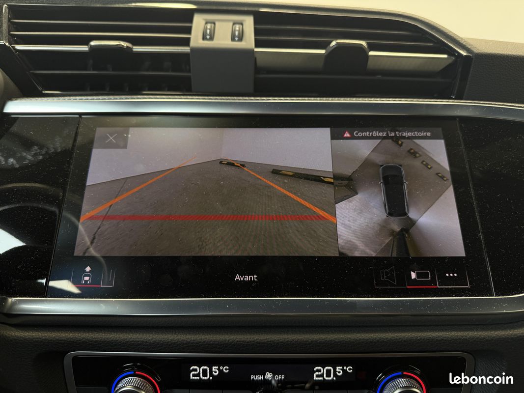 AUDI Q3 45 TFSIe 245 ch S tronic 6 S line (image 8)
