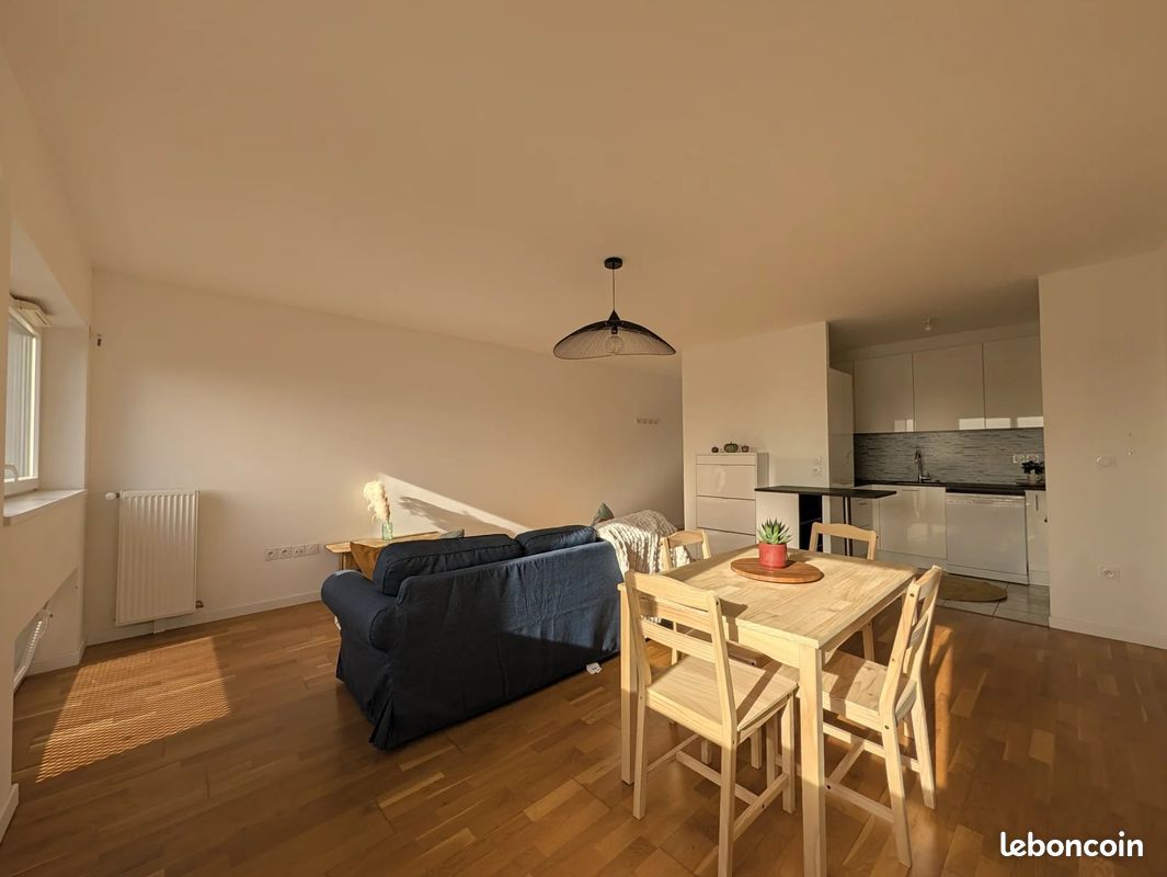 Appartement 5 pièces 82 m² · à Nantes · 82 m² · 1 350 €/mois