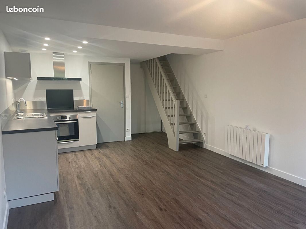 Appartement 2 pièces 43 m² · à Saintes · 43 m² · 593 €/mois