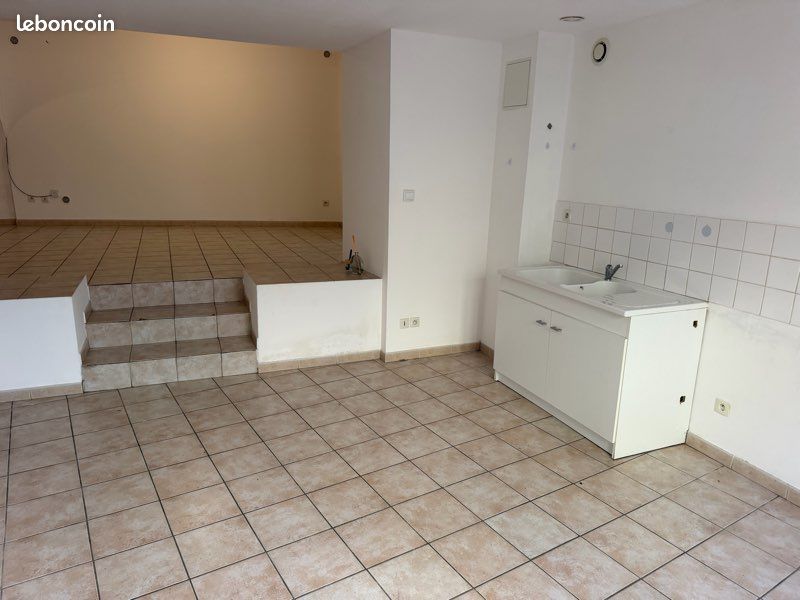 Appartement 2 pièces 60 m² · à Bourg-Saint-Andéol · 60 m² · 480 €