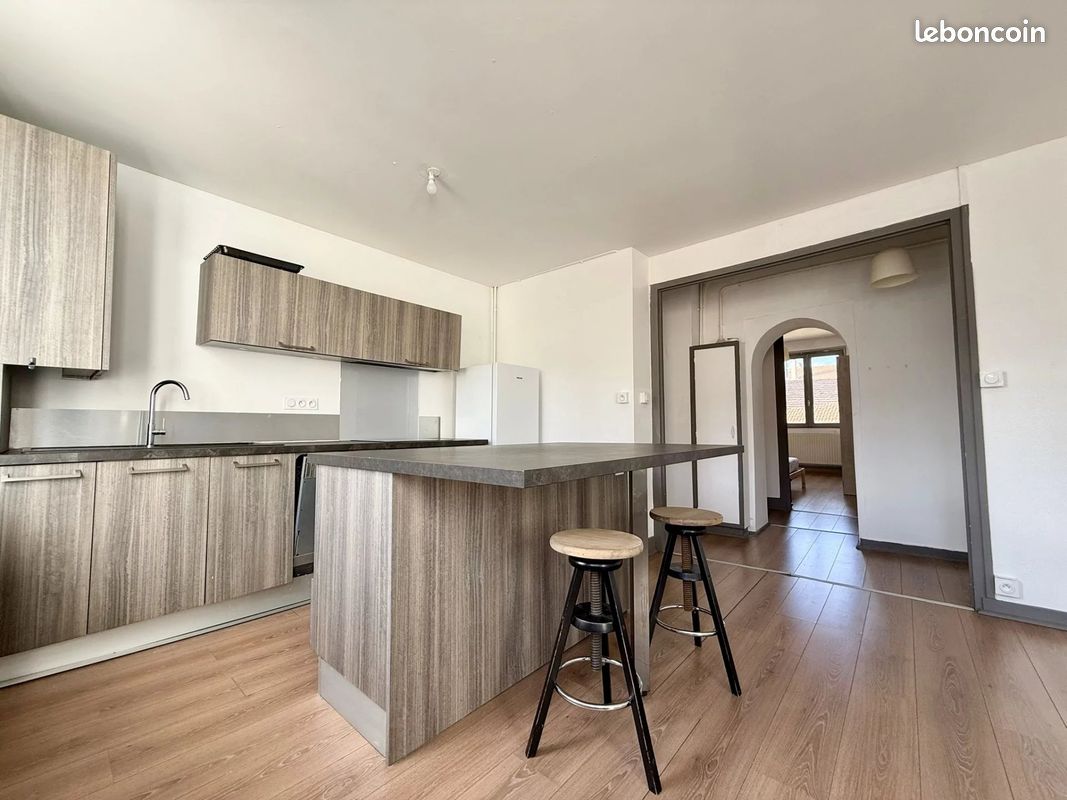 Appartement 3 pièces 62 m² · à Saint-Étienne · 62 m² · 66 900 €