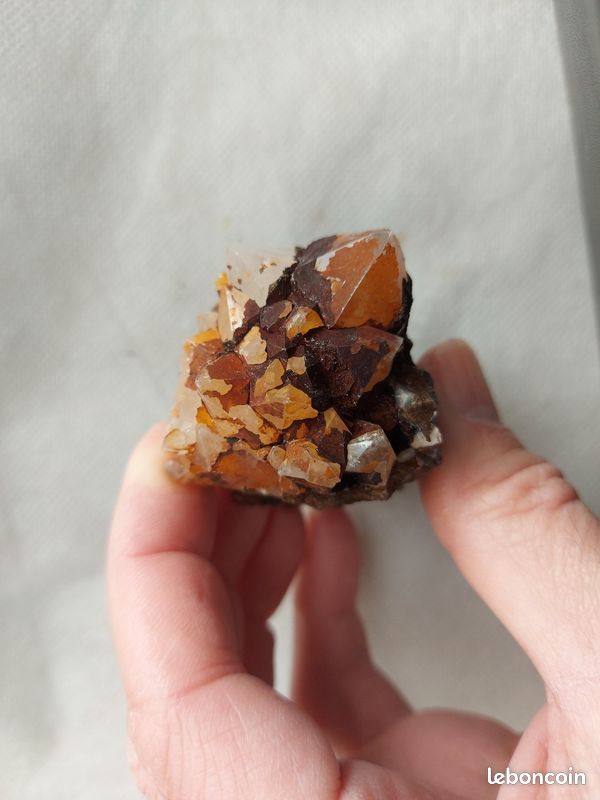 Quartz Avec Oxyde De Fer – Formation Naturelle Intéressante – Neuf Avec étiquettes