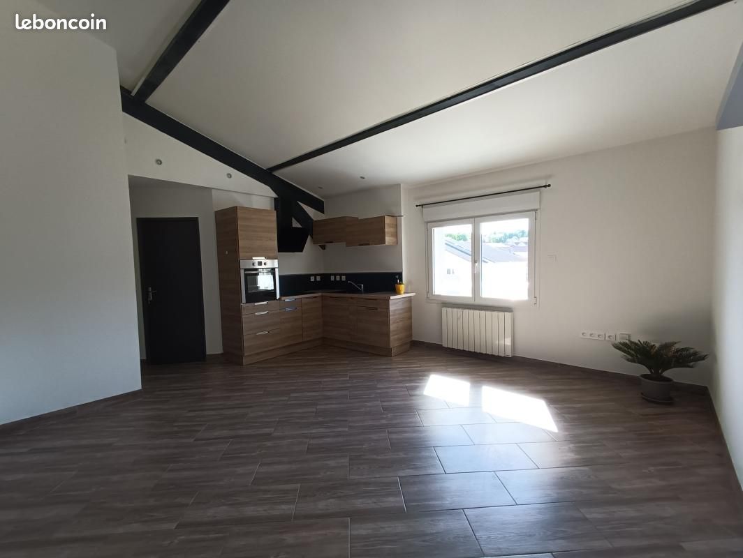 Appartement 3 pièces 61 m² · à Dampierre-les-Bois · 61 m² · 610 €/mois