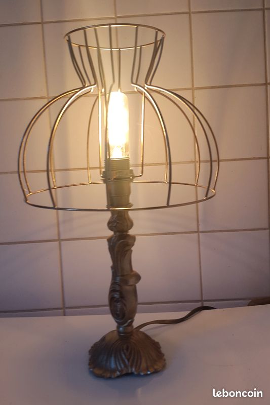 Golden vintage lamp (image 2)
