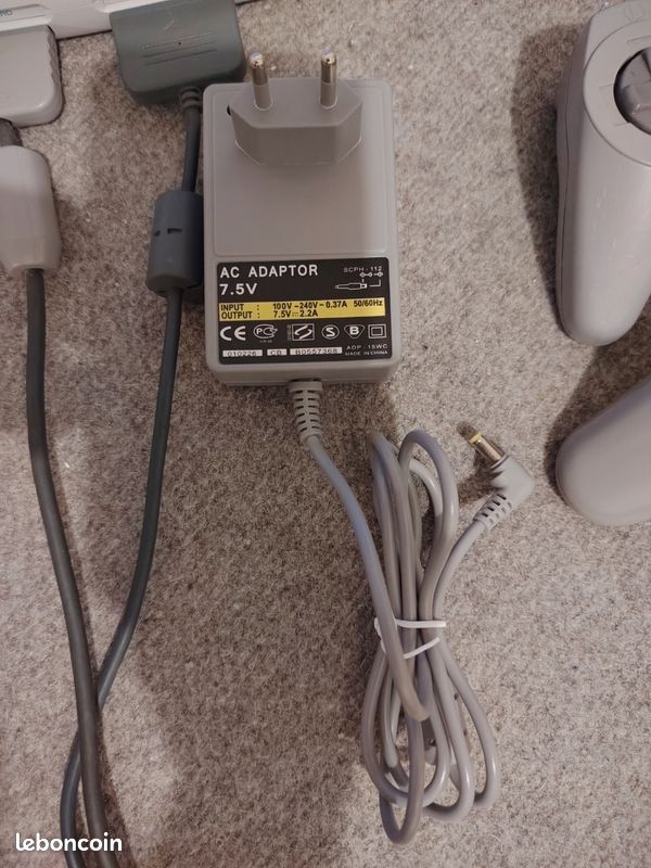 Console Sony PlayStation PS One SCPH-102 PAL 2 manettes 2 jeux carte mémoire bon état (image 2)