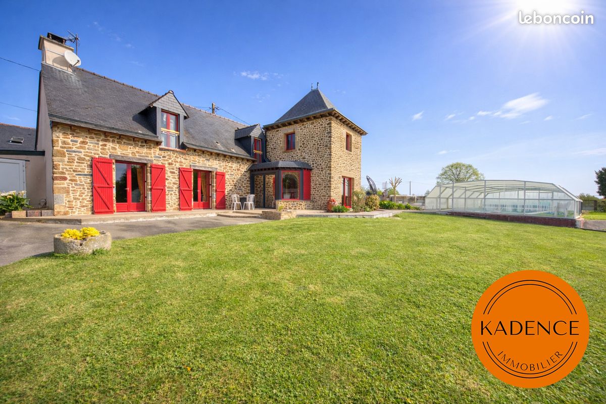 Maison 9 pièces 210 m² · à Châteaugiron · 210 m² · 544 000 €