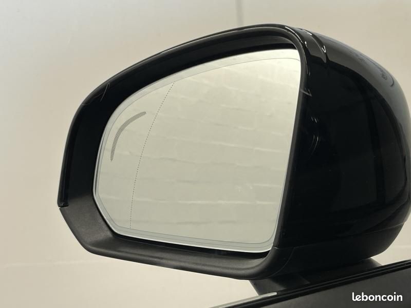 Volvo EX40 Single Extended Range 252ch Plus (image 12)