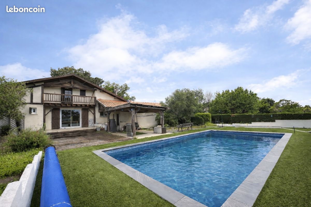 Maison 6 pièces 152 m² · à Martillac · 152 m² · 465 000 €