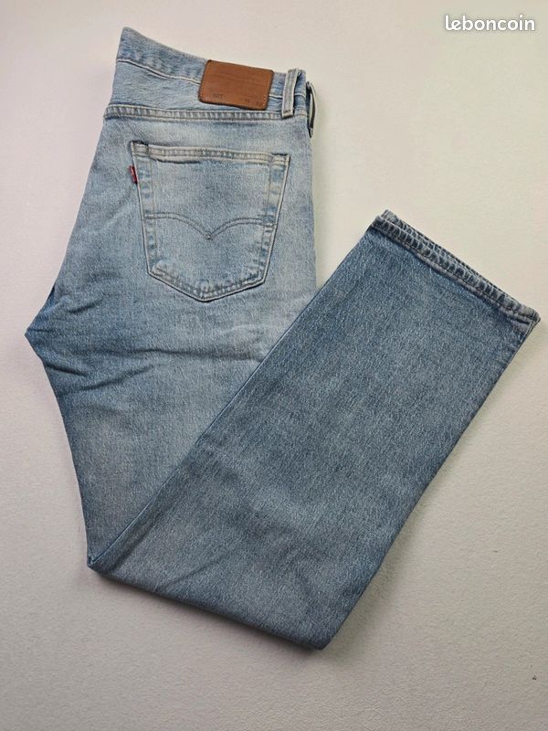 Jean Levi's 501 bleu taille W36 coupe droite washed (A31) (image 1)