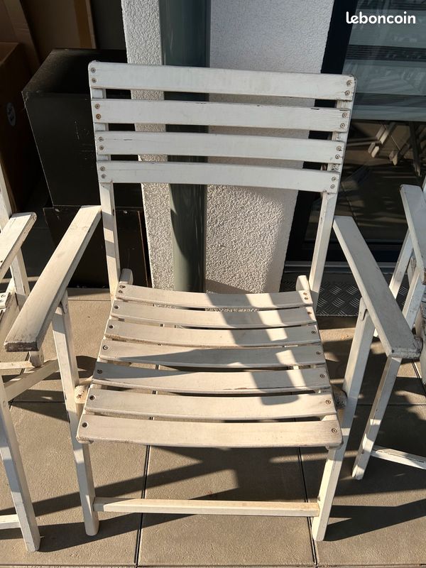 Chaises (image 1)
