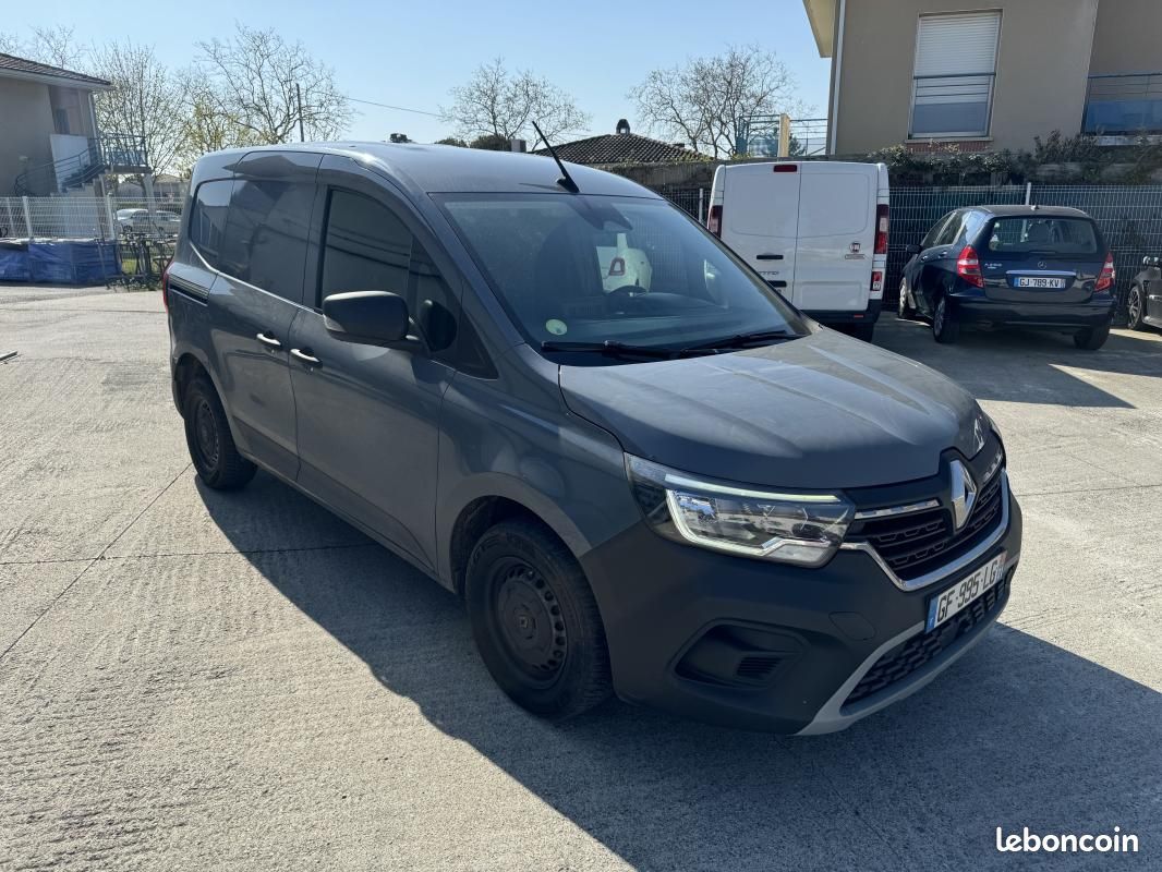 Renault Kangoo Van 1.5 Blue dCi 95ch Grand Confort Sésame Ouvre Toi/TVA/ TOUT ENTRETIEN (image 2)
