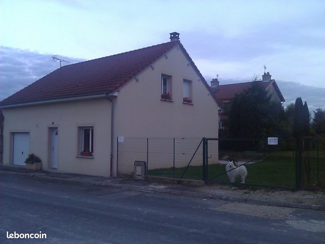 Maison 4 pièces 116 m² · à Lignon · 116 m² · 595 €