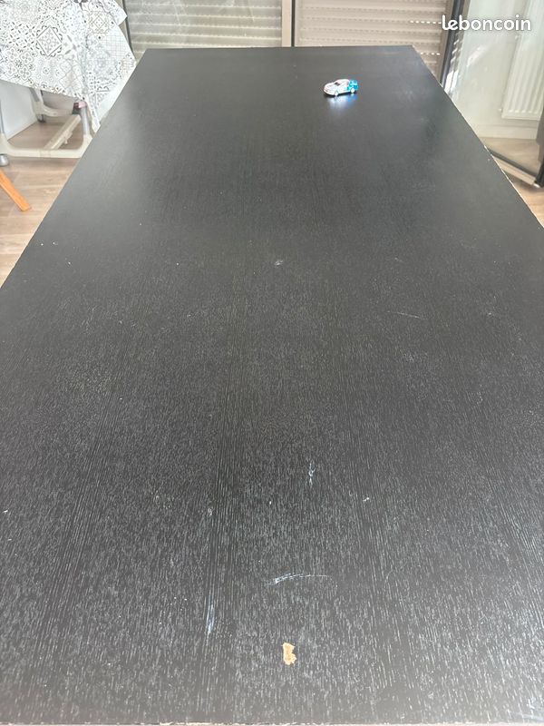 Table en moins en bois massif très lourd et solide (image 8)